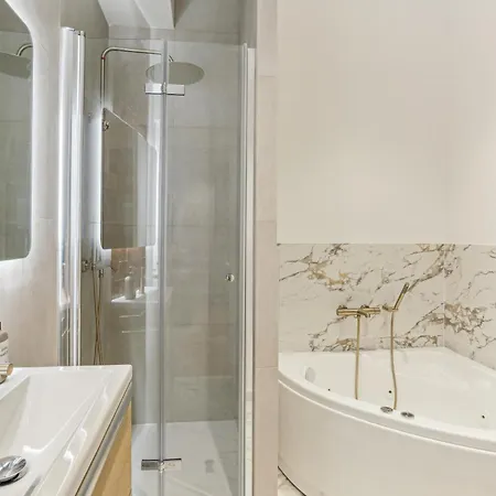 Lavie Maison Hot Tub And Ac Near Arc De Triomphe * Paris