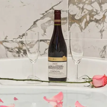 Apartment Lavie Maison Hot Tub And Ac Near Arc De Triomphe Paris