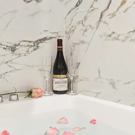 Lavie Maison Hot Tub And Ac Near Arc De Triomphe * Paris