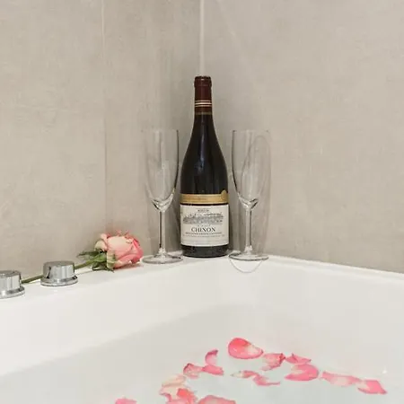 Lavie Maison Hot Tub And Ac Near Arc De Triomphe Apartment *