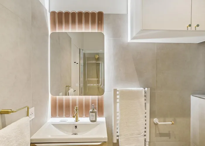 Lavie Maison Hot Tub And Ac Near Arc De Triomphe アパート *